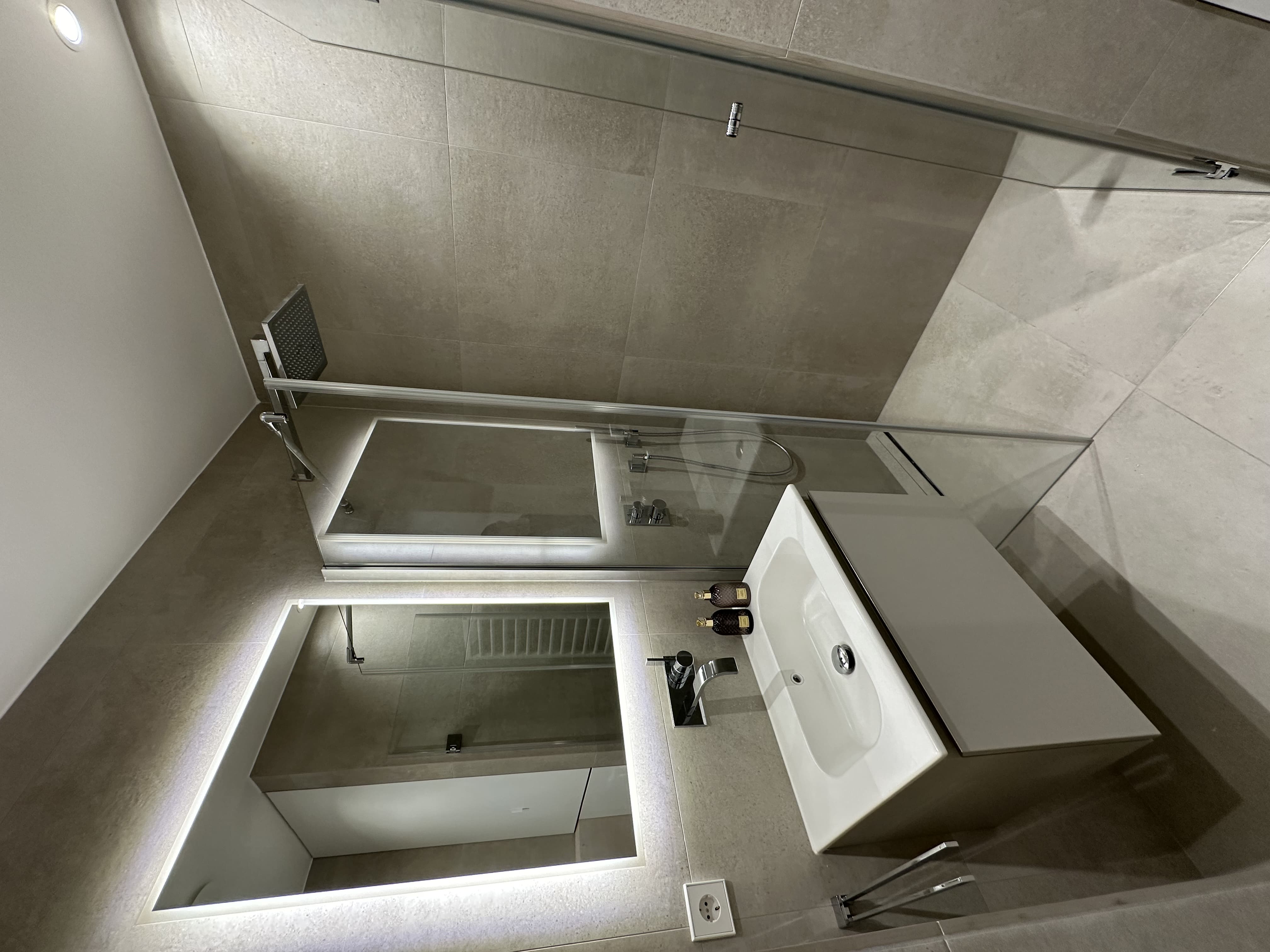 Salle de bain 0.07_M37 (19).jpg